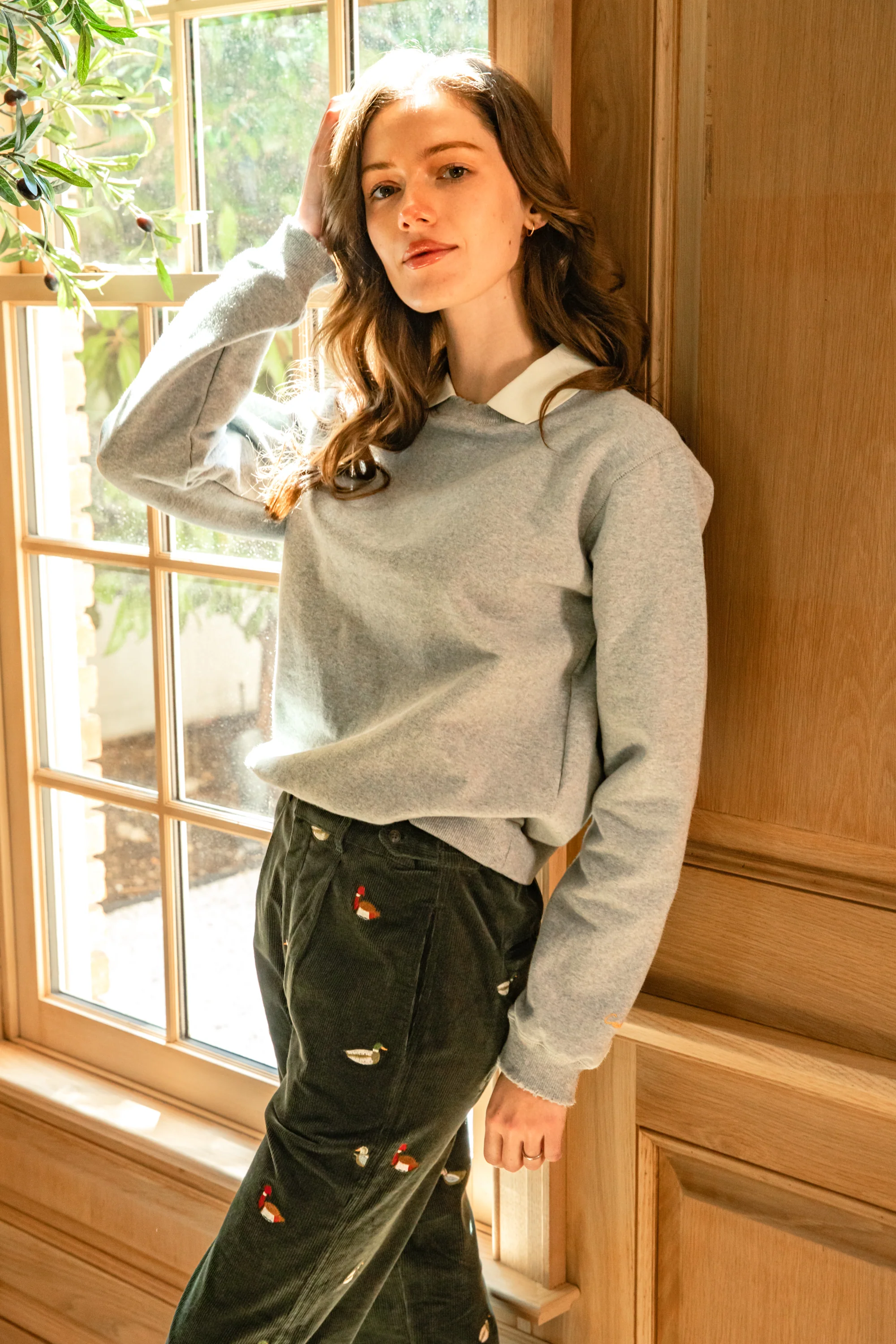 Women's Collared Crewneck Sweatshirt- wholesale - Image 4